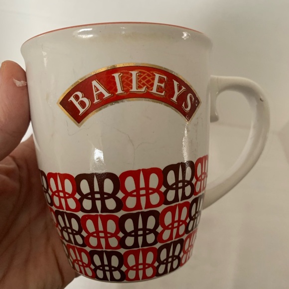 BAILEYS |  Vintage Coffee Mug. - Picture 2 of 6